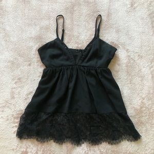 Cut out deep cut blouse with lace details